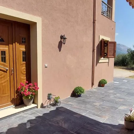 Дом отдыха Harmony Near Dassia, Ипсос