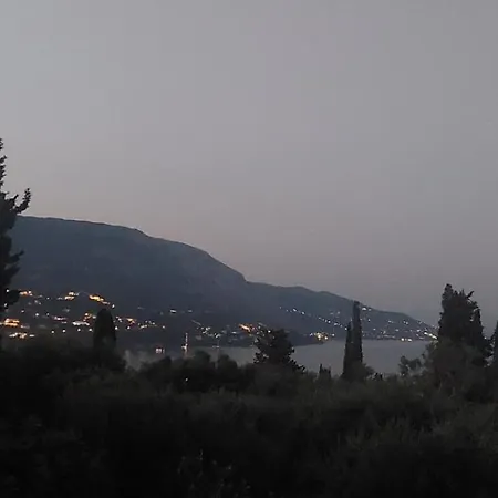 Harmony Near Dassia, Σπίτι διακοπών *