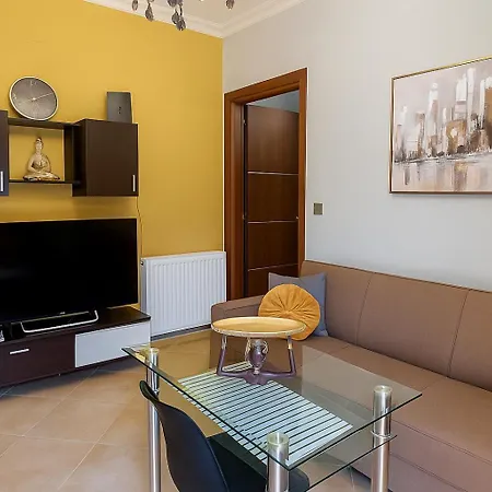 度假居 Harmony Near Dassia,