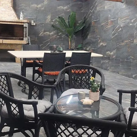 Harmony Near Dassia, * 阿普索斯